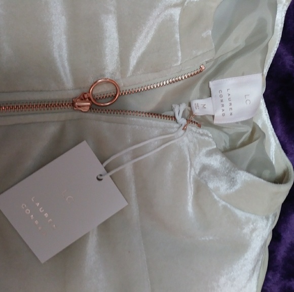 NWT/BNIB Lauren Conrad White Velvet Puffer - Picture 4 of 8